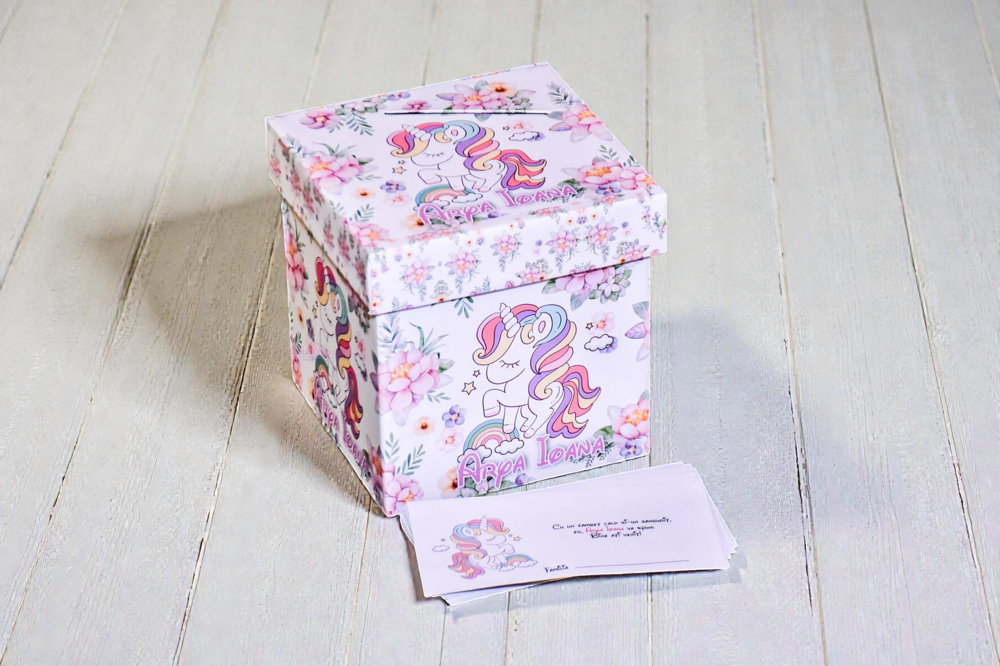 Cutie de dar personalizată pentru botez – Model M4