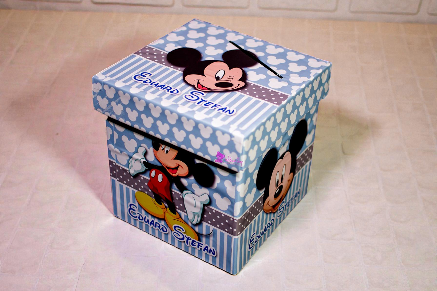 Cutie de dar personalizată pentru botez – Model M2