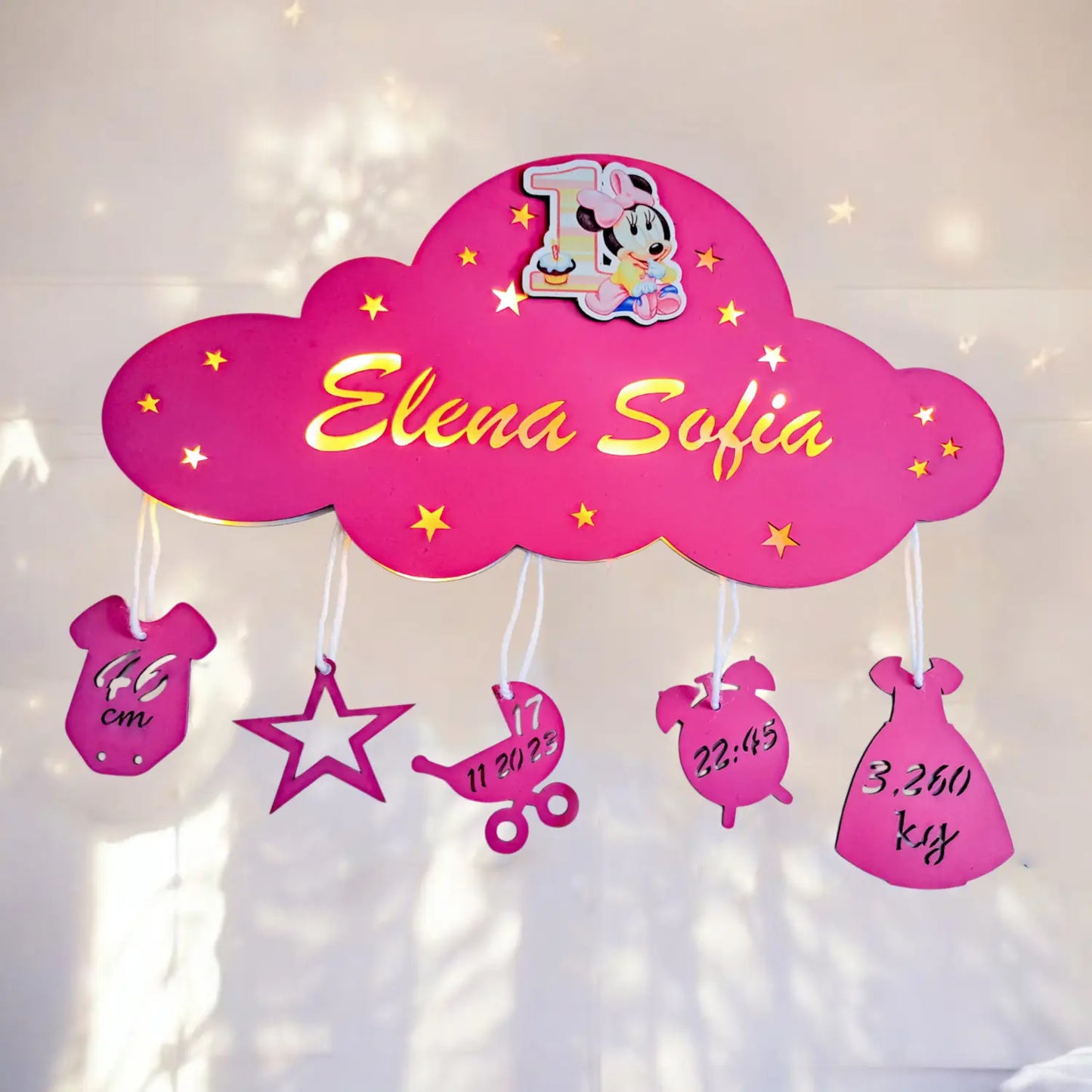 Lampa de Veghe Personalizata Norisor – Cu Nume si Date Nastere, LED si Design de Poveste cu personaje