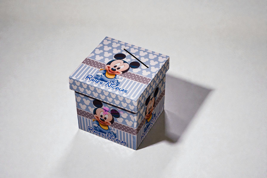 Cutie de dar personalizată pentru botez – Model M13