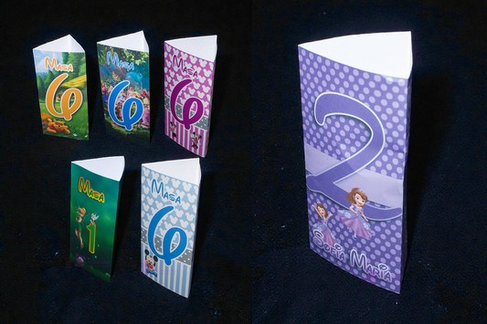 Număr de masă cu meniu personalizat pentru botez – model M1